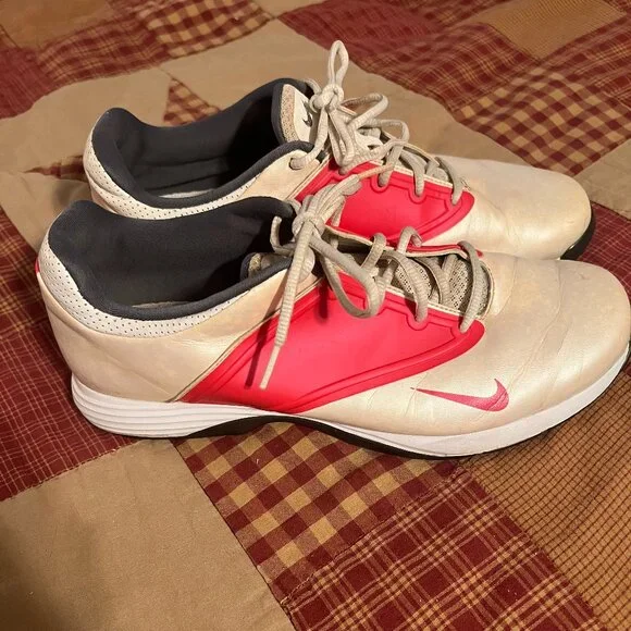 Nike Lunbar Saddle 612671-101 Pink/White leather Golf cleats - Picture 1 of 4